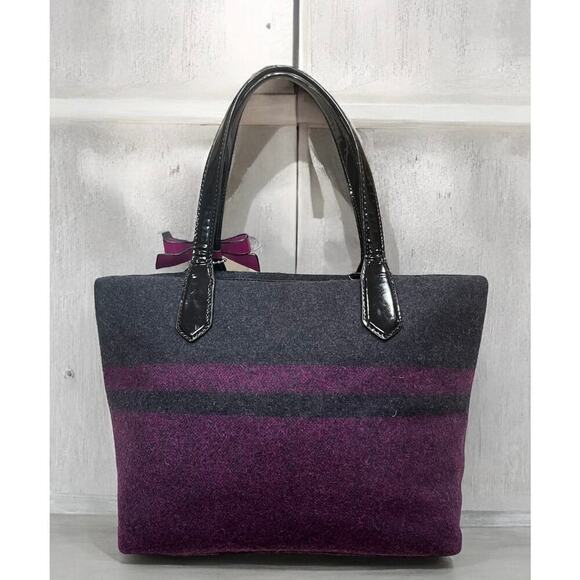 Coach F24786 Signature Stripe Wool Tote Bag - Picture 2 of 10